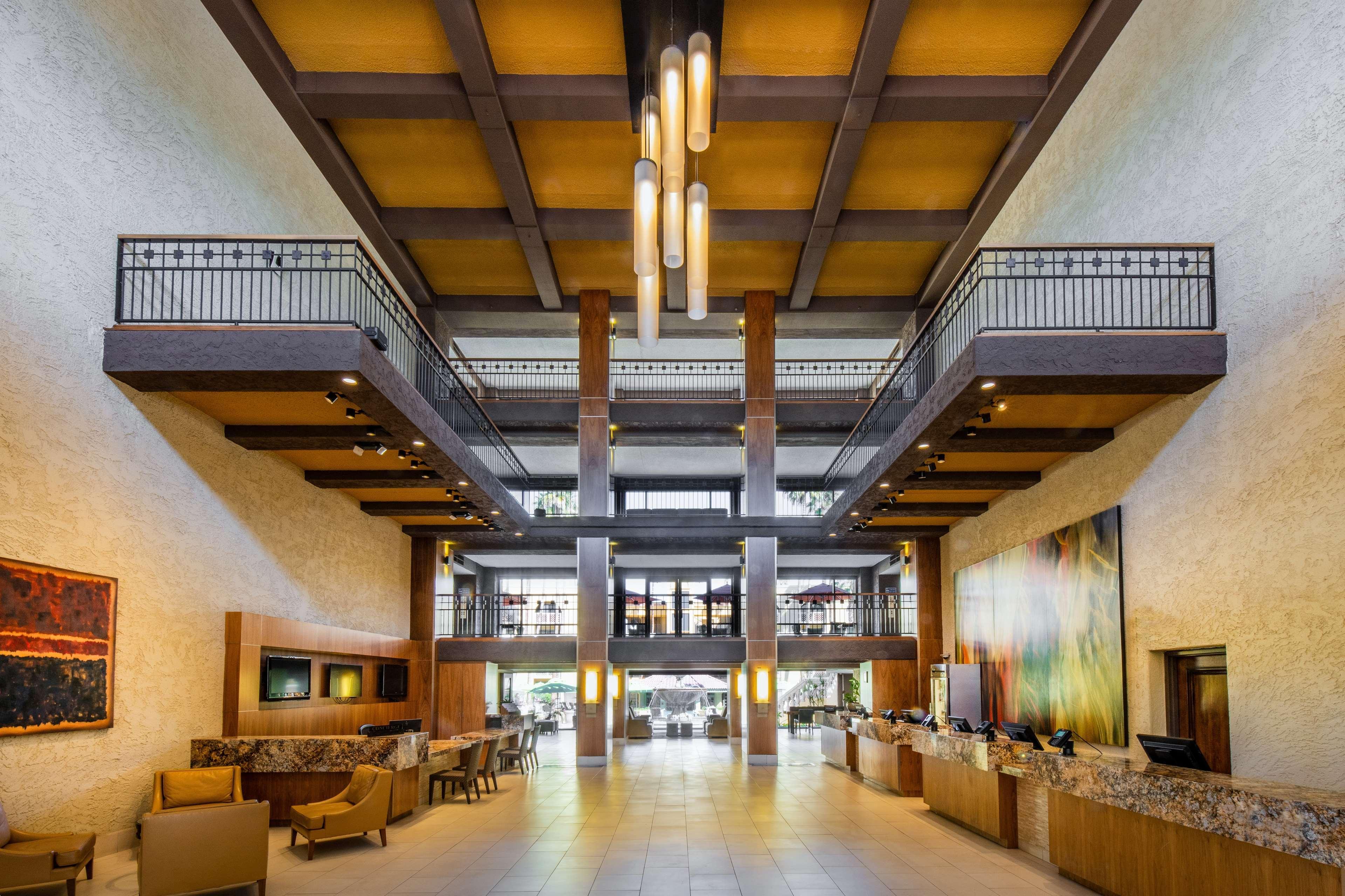 Hilton Phoenix Resort At The Peak Exterior foto